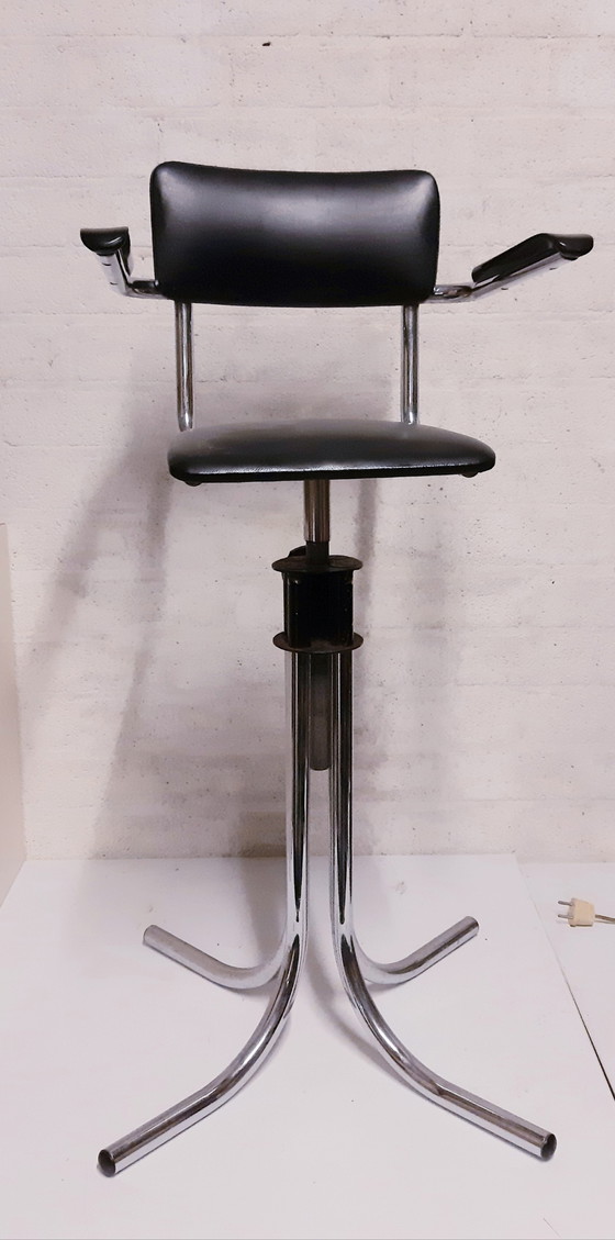 Image 1 of Gispen Kinderfriseurstuhl