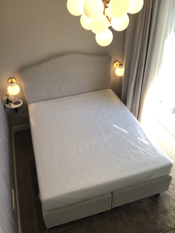 Image 1 of Bett Boxspring Artemis (Sonderanfertigung)
