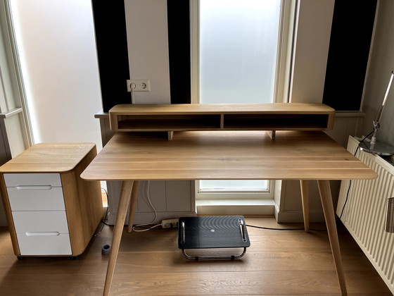 Image 1 of Gaza-Schreibtisch