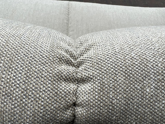 Image 1 of Leolux Bora Beta 2,5-Sitzer-Sofa Stoff