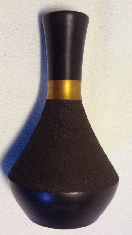 Image 1 of Wedgwood Black Basalt Brutalist Vase von 1966