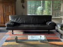Matteo Grassi schwarzes Ledersofa im italienischen Design