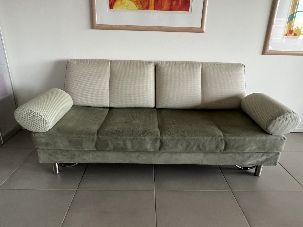 Tv lounge sofa olx sale