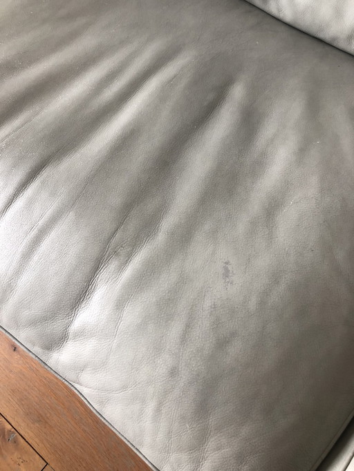 Poltrona Frau Sofa hellgrau