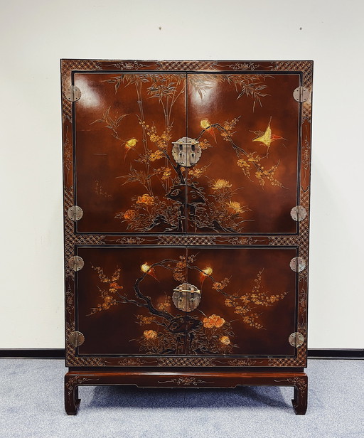 Vintage chinesischer Brautschrank