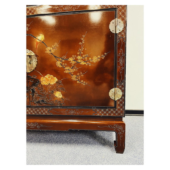 Image 1 of Vintage chinesischer Brautschrank
