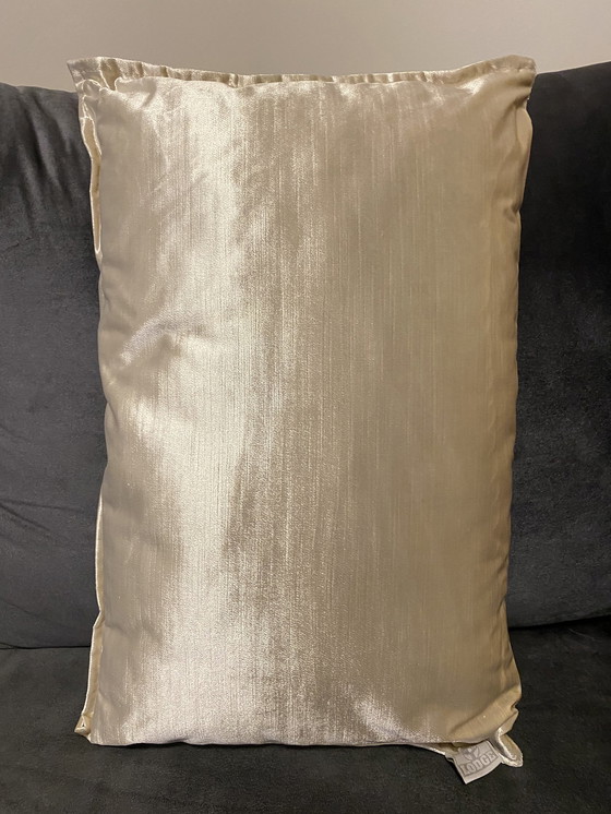 Image 1 of Colmore Elfenbein Samtkissen