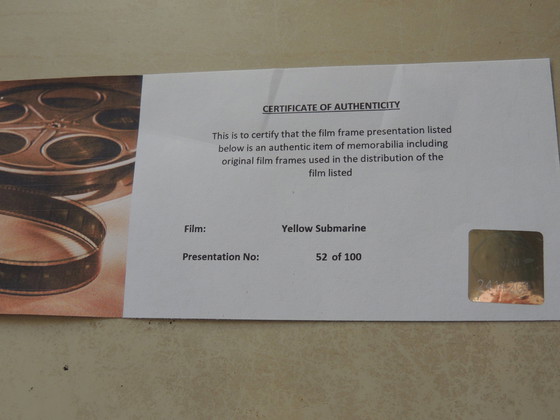 Image 1 of The Beatles Yellow Submarine – Filmzellendisplay – mit Echtheitszertifikat – limitierte Auflage