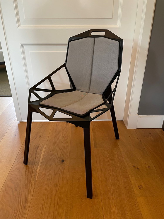 Image 1 of Magis One Stühle mit Sitz-/Rückenkissen