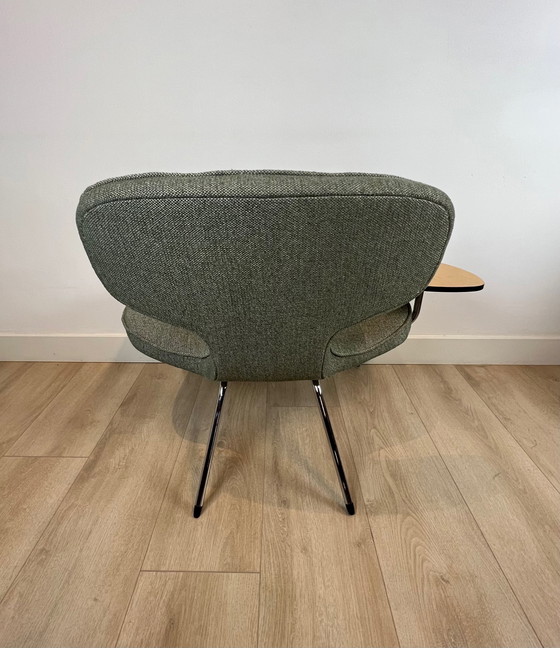 Image 1 of Neu bezogener Artifort Libel Sessel