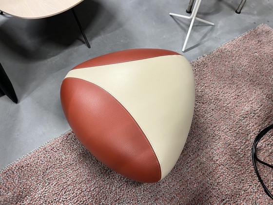 Image 1 of Leolux Pallone Fußhocker Terra Cremeweißes Leder