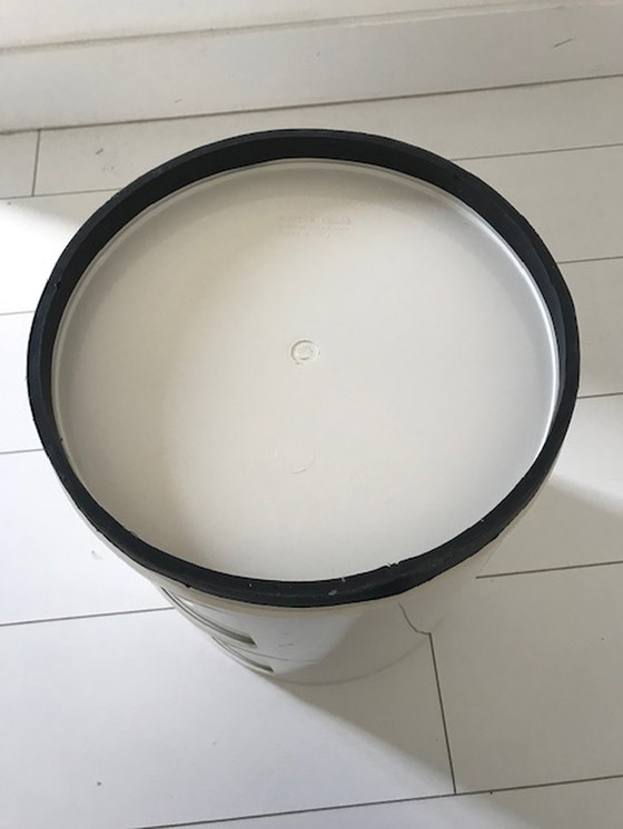 Image 1 of Anna Castelli für Kartell Nachttisch