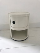 Anna Castelli für Kartell Nachttisch