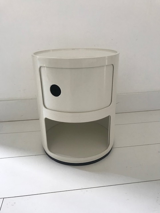 Image 1 of Anna Castelli für Kartell Nachttisch