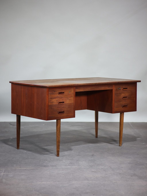 Vintage Schreibtisch aus Teakholz