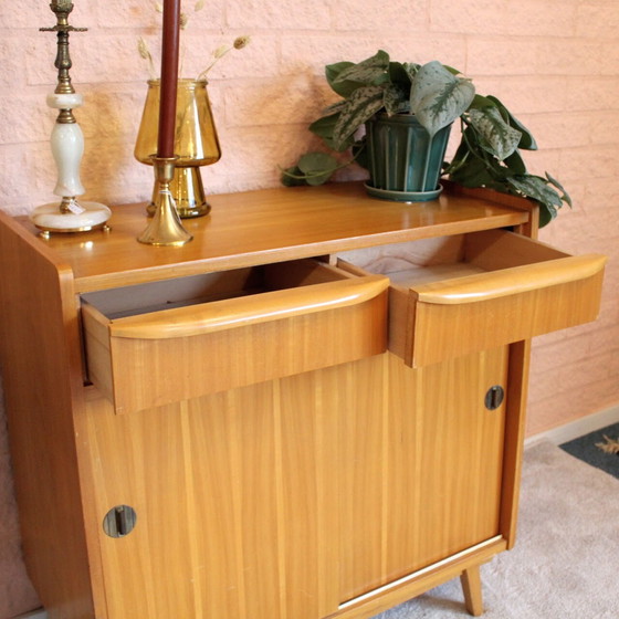 Image 1 of altes Sideboard