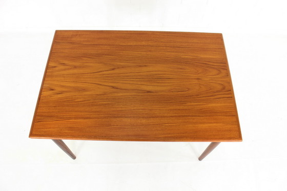 Image 1 of AM Møbler Mid-Century Danish Teak Dining Table / Esstisch, extendable
