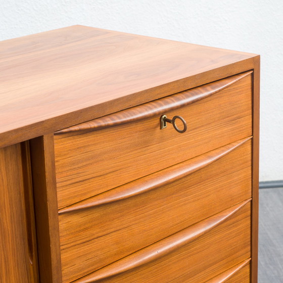 Image 1 of 1950er Sideboard, VEB Hellerau, F. Ehrlich, Nussbaum, 150cm, restauriert