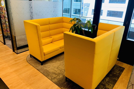 Image 1 of 2 Satellitenhöhle 4 180 B Akustikbänke