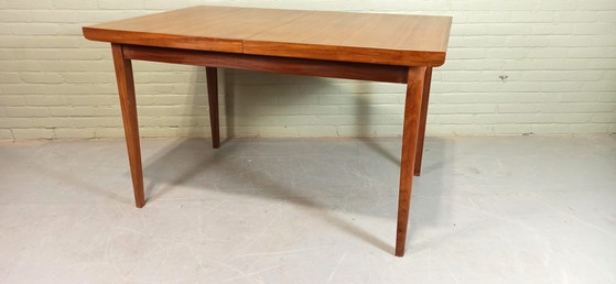 Image 1 of Vintage ausziehbare Speisetafel