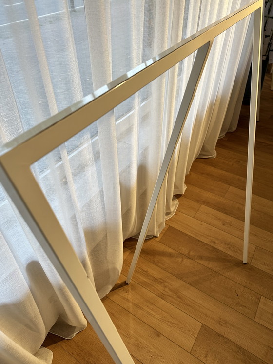 Image 1 of Hay Loop Standgarderobe