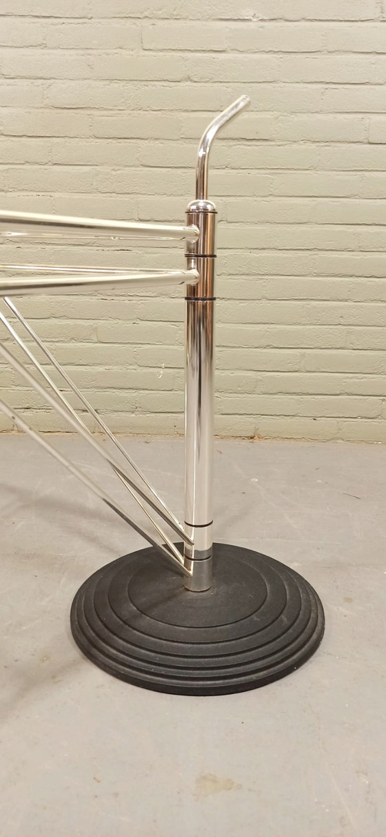 Image 1 of OMA Memphis Milano Tischtafel