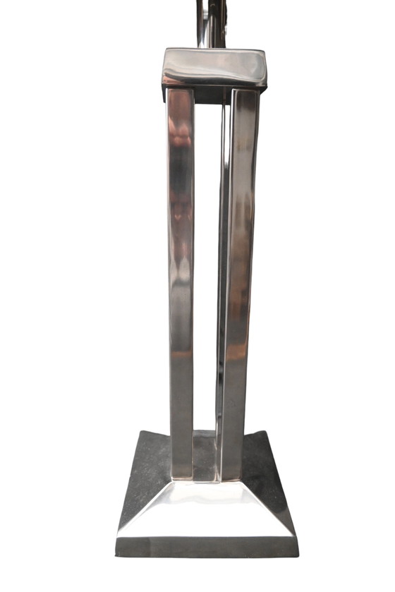 Image 1 of  Massive, schwere und robuste Regency-Tischlampe