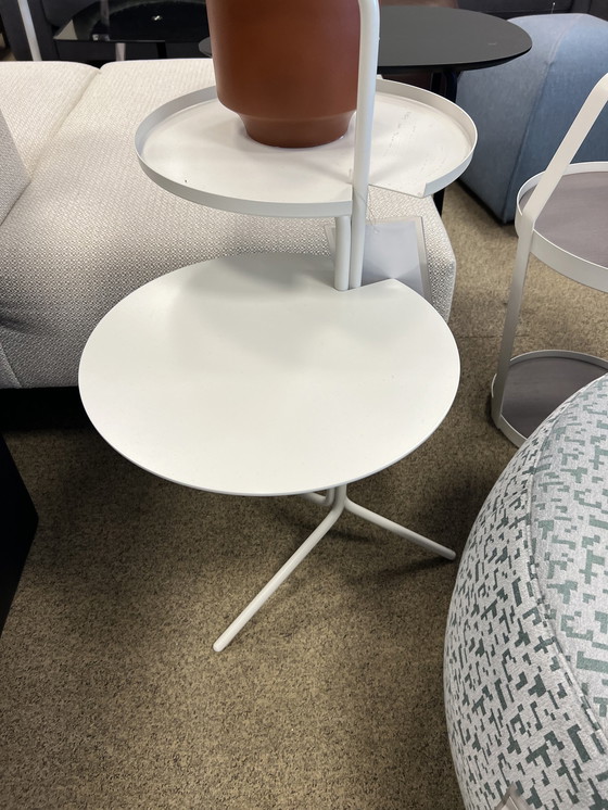 Image 1 of Design On Stock Oo-two Beistelltisch