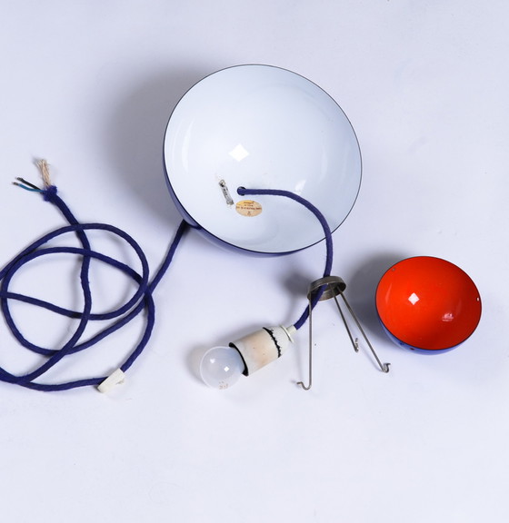 Image 1 of 4 Blumentopflampen aus Emaille von Louis pulses Verner Panton