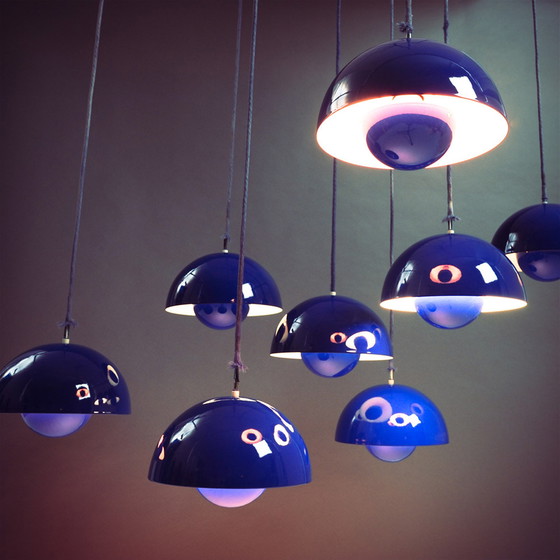 Image 1 of 4 Blumentopflampen aus Emaille von Louis pulses Verner Panton