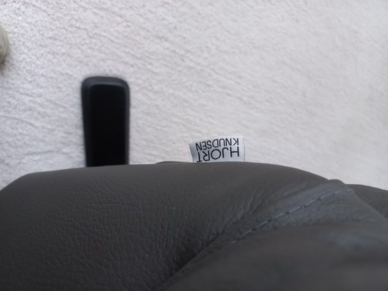 Image 1 of Hjort Knudsen Relaxsessel mit Fußschemel