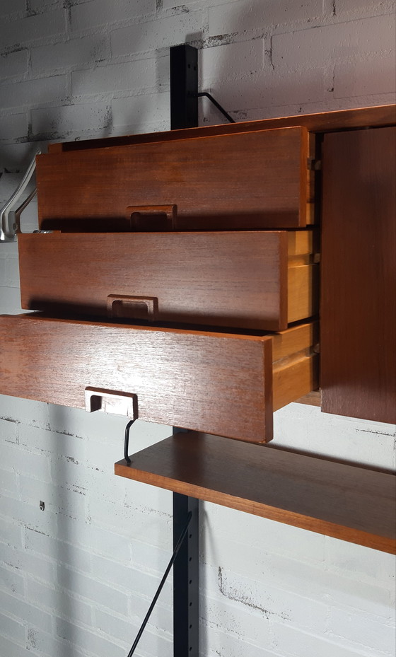 Image 1 of Poul Cadovius Royal Wandsystem