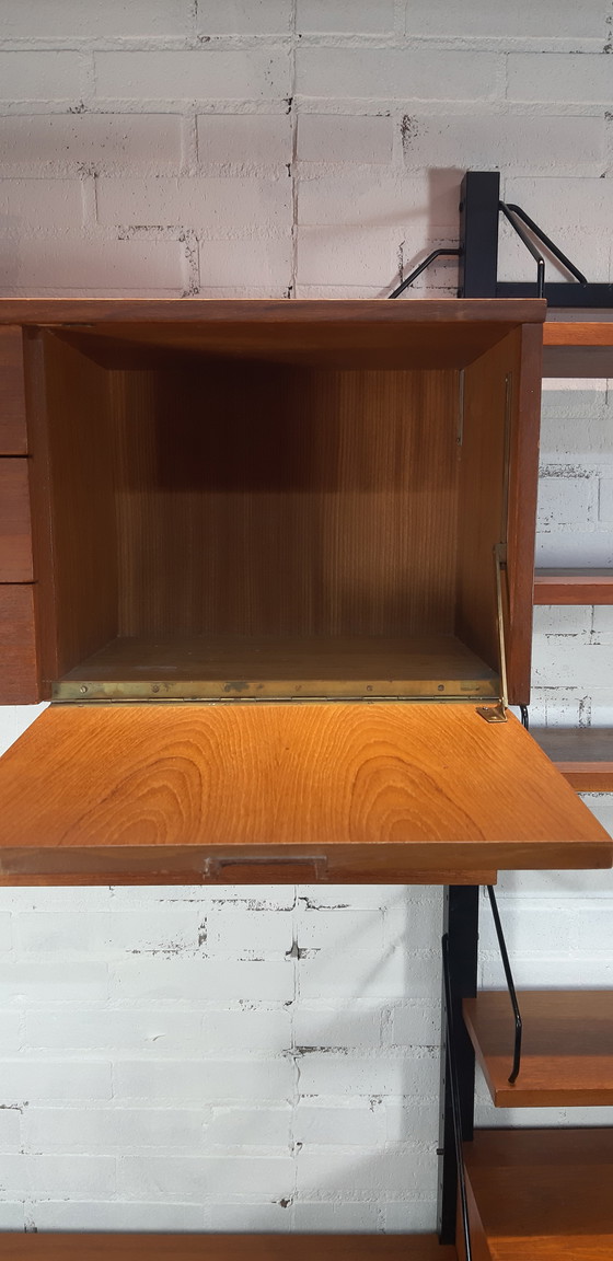 Image 1 of Poul Cadovius Royal Wandsystem