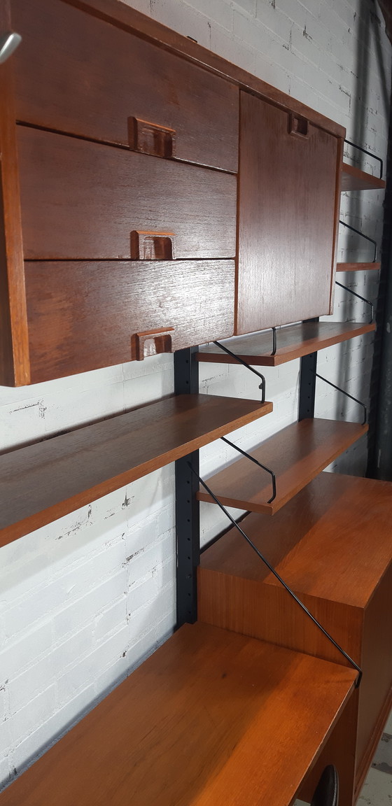 Image 1 of Poul Cadovius Royal Wandsystem