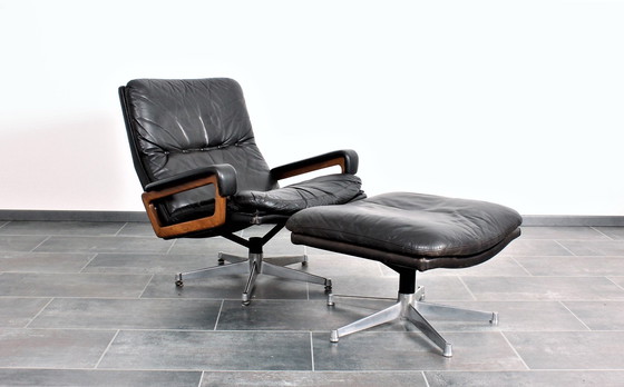 Image 1 of Vintage Strassle King Stuhl + King Fußhocker