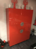 Castelijn Scheibe, KD-AA in Hochglanzlack H67 Feuerrot von Dick Spierenburg.