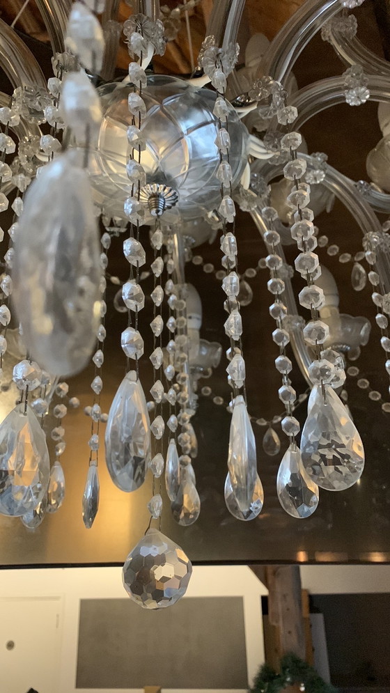 Image 1 of Moderner Kronleuchter in Haube