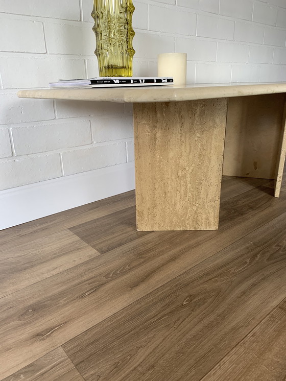 Image 1 of Couchtisch aus Travertin