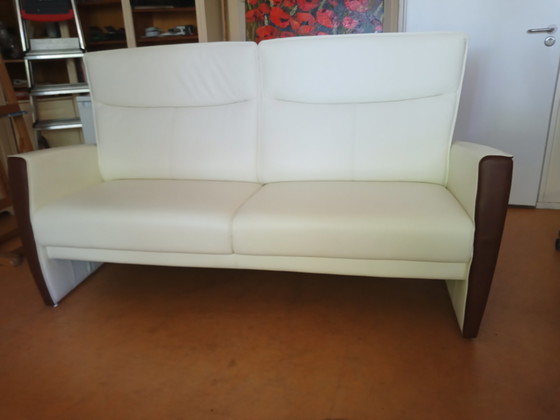 Image 1 of Modernes 3-Sitzer-Sofa PROMINENT !