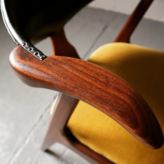 Image 1 of Wébé von Louis van Teeffelen Stuhl aus Kuhhorn