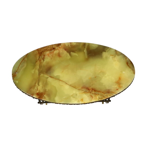 Image 1 of Klassischer Onyx-Beistelltisch oval