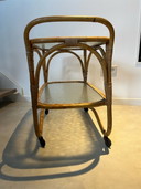 Servierwagen aus Rattan