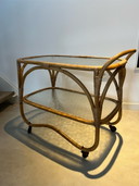 Servierwagen aus Rattan