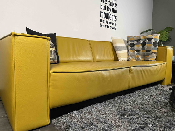 Image 1 of Montel leitet die Design Bank