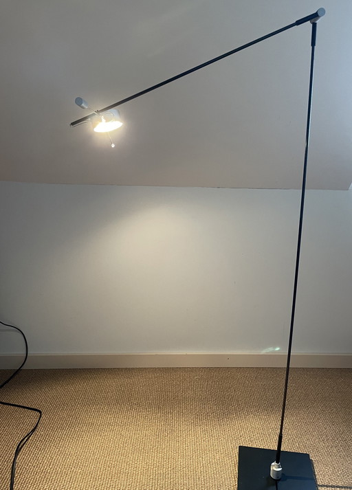 Radius Absolut by Michael Rosing Leselampe