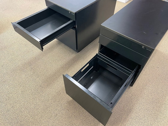 Image 1 of 2x mobiles Schubladenelement für den Schreibtisch von Ahrend