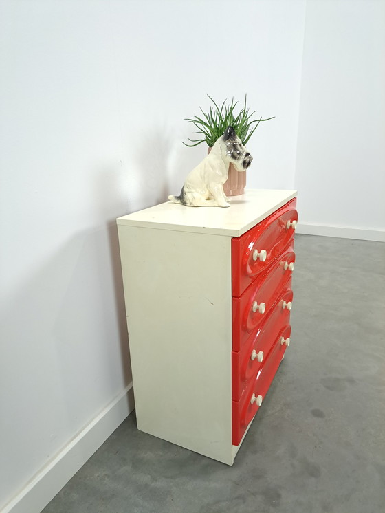 Image 1 of Vintage Kommode mit rot-rosa Kunststoffschubladen 1970