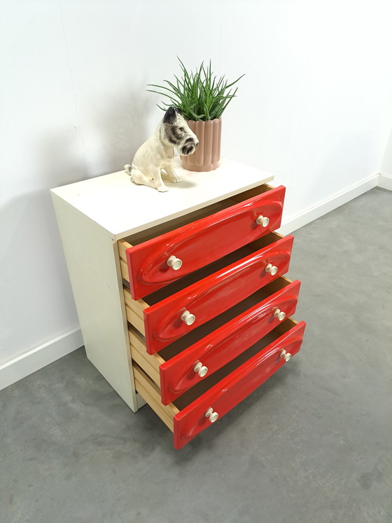 Image 1 of Vintage Kommode mit rot-rosa Kunststoffschubladen 1970