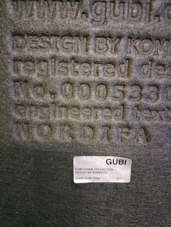 Image 1 of 12x Gubi Stuhl II Design von Komplot