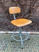 Ahrend Zeichenstuhl